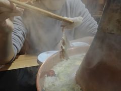 -果松木炭酸菜铜火锅·外婆参鸡汤