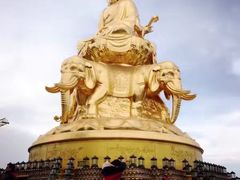-峨嵋山金顶