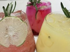 桃子气泡水-Fridi Patisserie Cafe