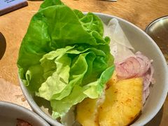 烤猪五花的配菜-SHAN山(前滩太古里店)