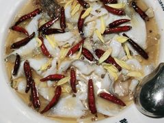 -渔语鱼酸菜鱼新川菜(来福士店)