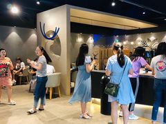 -瑞幸咖啡(新世界中心店)