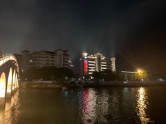 -万绿园