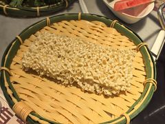 -尚尚仙·酸汤猪手·猪肚鸡火锅(华联万柳购物中心店)