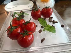 番茄脆菇沙拉-小大董·烤鸭(王府井apm店)