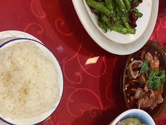 -冯烫烫跷脚牛肉·川菜小馆(武胜西街店)