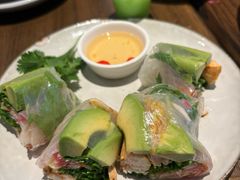 越式辣味鸡肉牛油果粉卷-Wagas沃歌斯(江浦路店)