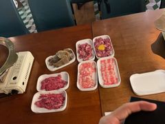 -天成·潮州牛肉脆肉鱼生蚝自助火锅
