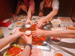 -海底捞火锅鲜切牛肉主题店(长寿路店)