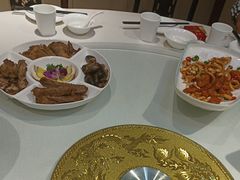 -梅利汴京烤鸭•开封豫菜地标店(铁北街店)