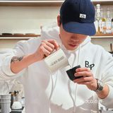 一分为二，既是不同，又相同