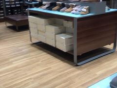 -UGG(燕莎奥特莱斯购物中心店)