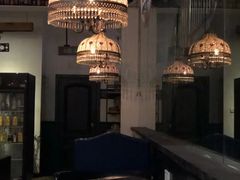 -拖板鞋咖啡旅行酒店(春熙路地铁站店)