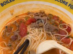 -粉小主·贵州酸汤牛肉粉(南京仙林金鹰店)