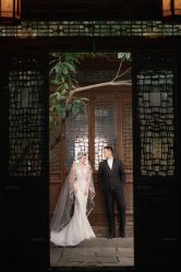 -雪中彩影婚纱摄影·微光艺术中心