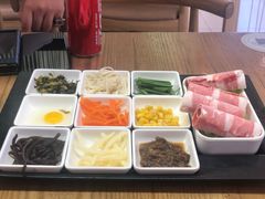 酸汤肥牛米线-过桥缘·过桥米线(北京望京万象汇店)