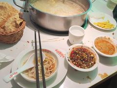 -花田里捞牛火锅(天润店)