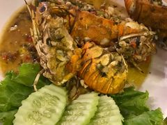 -J Daeng Seafood
