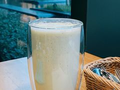 牛油果香蕉奶昔-青麦家·融合餐厅(江岛智立方店)