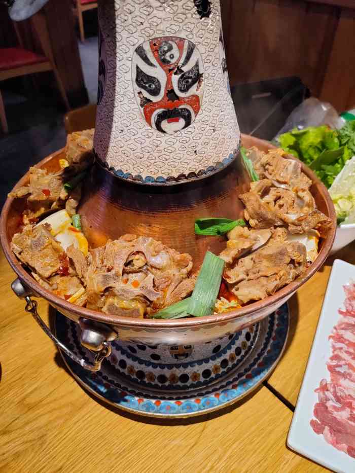 虾满堂·羊蝎子铜锅涮肉(瑞虹店)-"味道不错,蛋黄的有点儿咸了,黄焖的