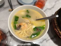 三鲜米线-中8楼风尚云南菜(颐堤港店)