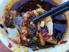 -黄利砖万峰林布依特色酸笋牛肉馆