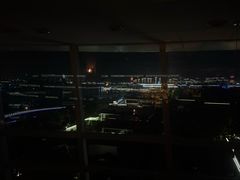 -SU lounge the lake view湖景酒廊