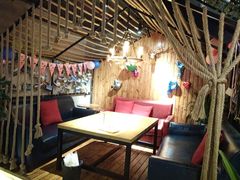 卡座-别院里音乐餐酒吧(双流航空港店)