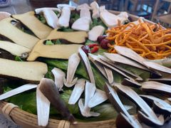 -阿婆情腊排骨火锅(金虹路店)