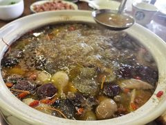 -杨记山珍鸡煲菌汤锅