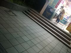 -全家便利店(车站南路店)