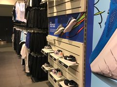 -NIKE佛山胜利换季优惠店