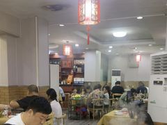 -濠轩阁特色生蚝火锅(水湾路店)