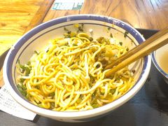 -云阿蛮云南生烫牛肉米线(奉贤路店)