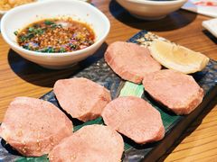 厚切牛舌-炼火烤肉店