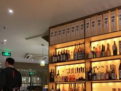 -山川小町·极番烧肉(新地假日广场店)