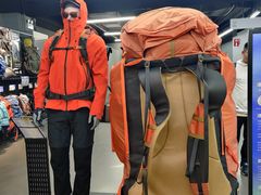 -迪卡侬(西三旗店)