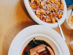 -渝信川菜 · 川味家常菜(财富购物中心店)