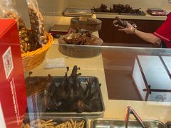 -王浩儿纪六孃甜皮鸭(乐山总店)