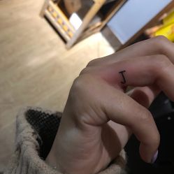 -木子·纹身店TATTOO穿孔·洗纹身