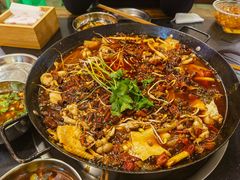-鸿顺老铁锅美蛙鱼府(解放碑店)