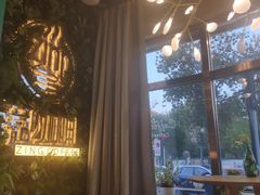 -ZING COFFEE 镜咖啡