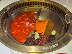 -欠火锅·水牛毛肚·团建聚餐·生日宴(何山路店)