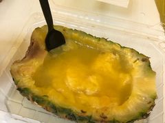 -志龙皇冠吃货椰子铺