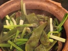 -八府香鸭·啫啫煲(华山路店)