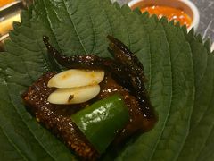 -草家酱蟹炭火烤肉店(珲春南路一店)