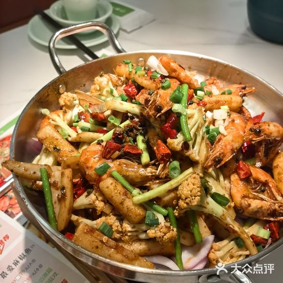 巴蜀辣子村(大学城店)