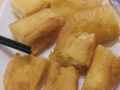 -李与白包子铺(桐梓林店)