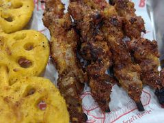 -新疆民族团结烤羊肉烧烤店