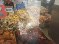 -陆稿荐观前街店